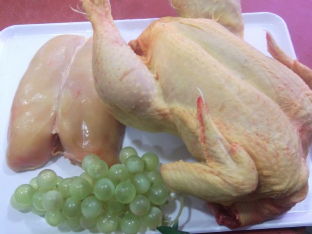Pollo Entero - Productos crnicos de Asturias